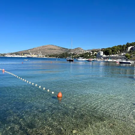 Sea View Apartment-20 M From The Sea Trogir Exterior photo