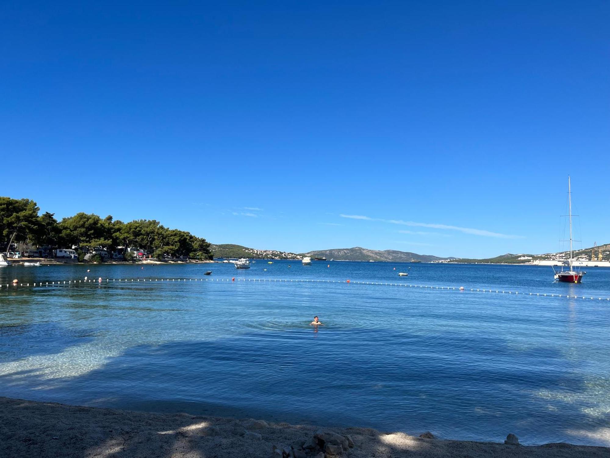 Sea View Apartment-20 M From The Sea Trogir