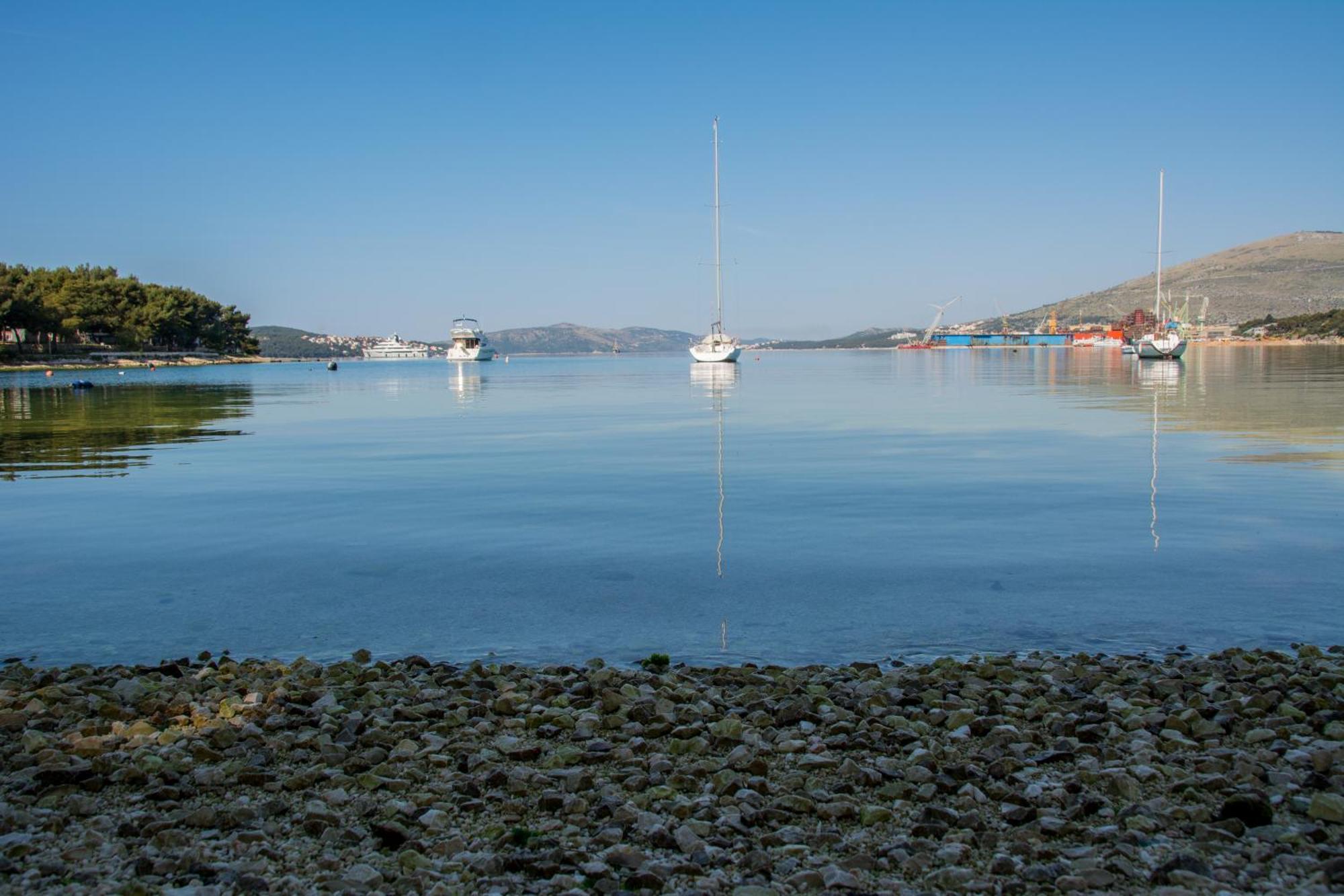 Sea View Apartment-20 M From The Sea Trogir