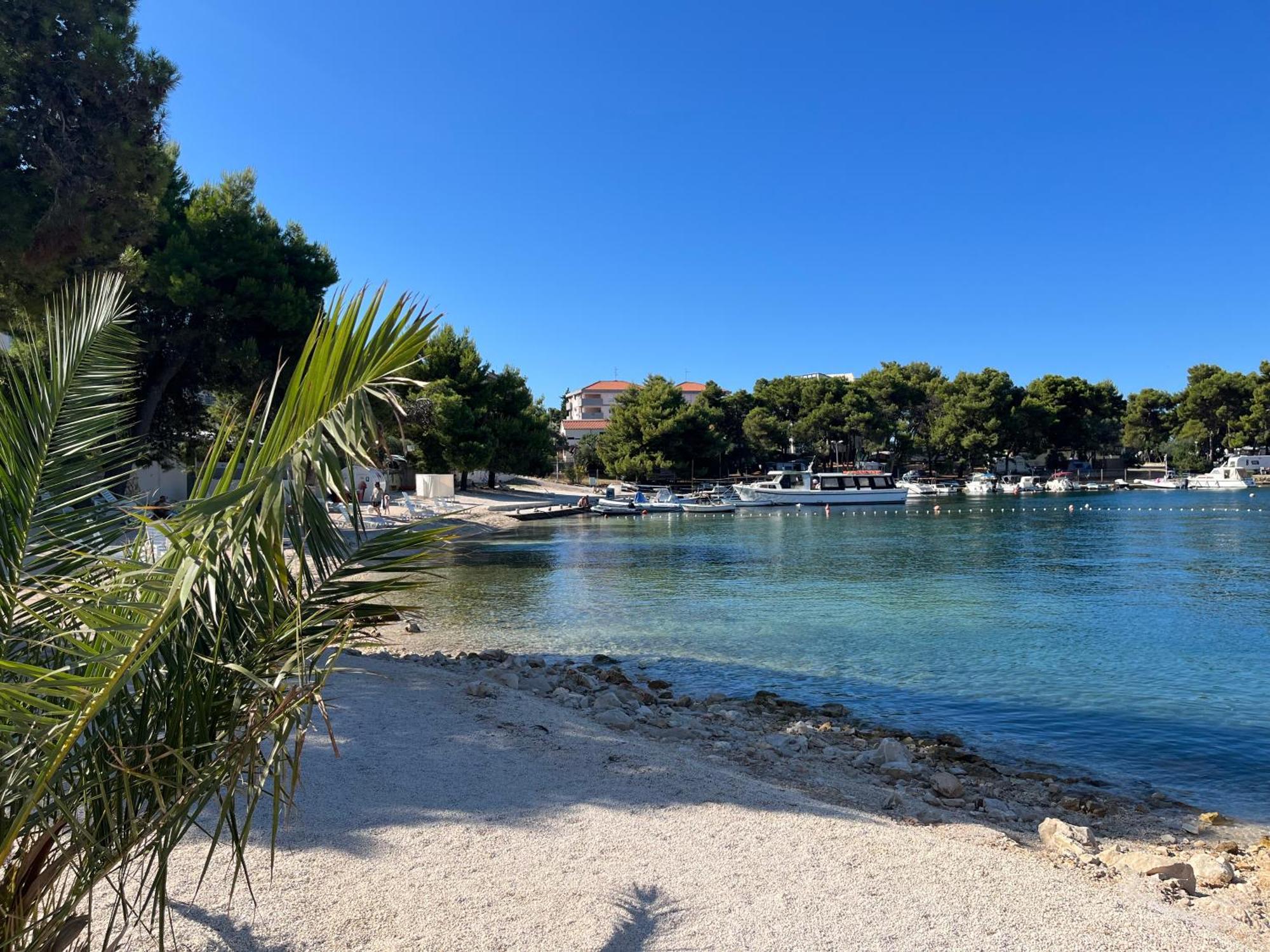 Sea View Apartment-20 M From The Sea Apartmán Trogir